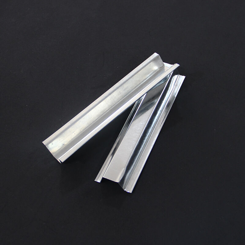 Carbon Steel Galvanized Steel Framing Studs Rustproof 2m 3m DIN975